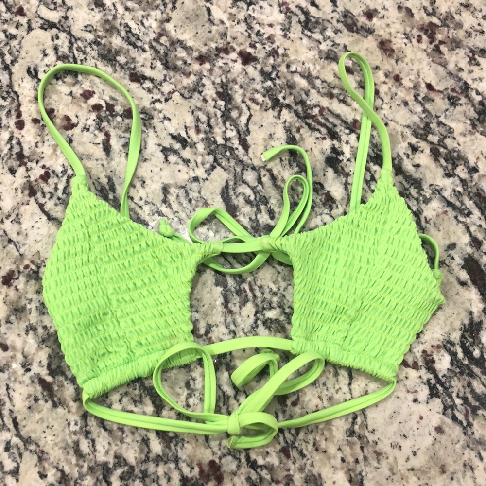 Women’s Swim